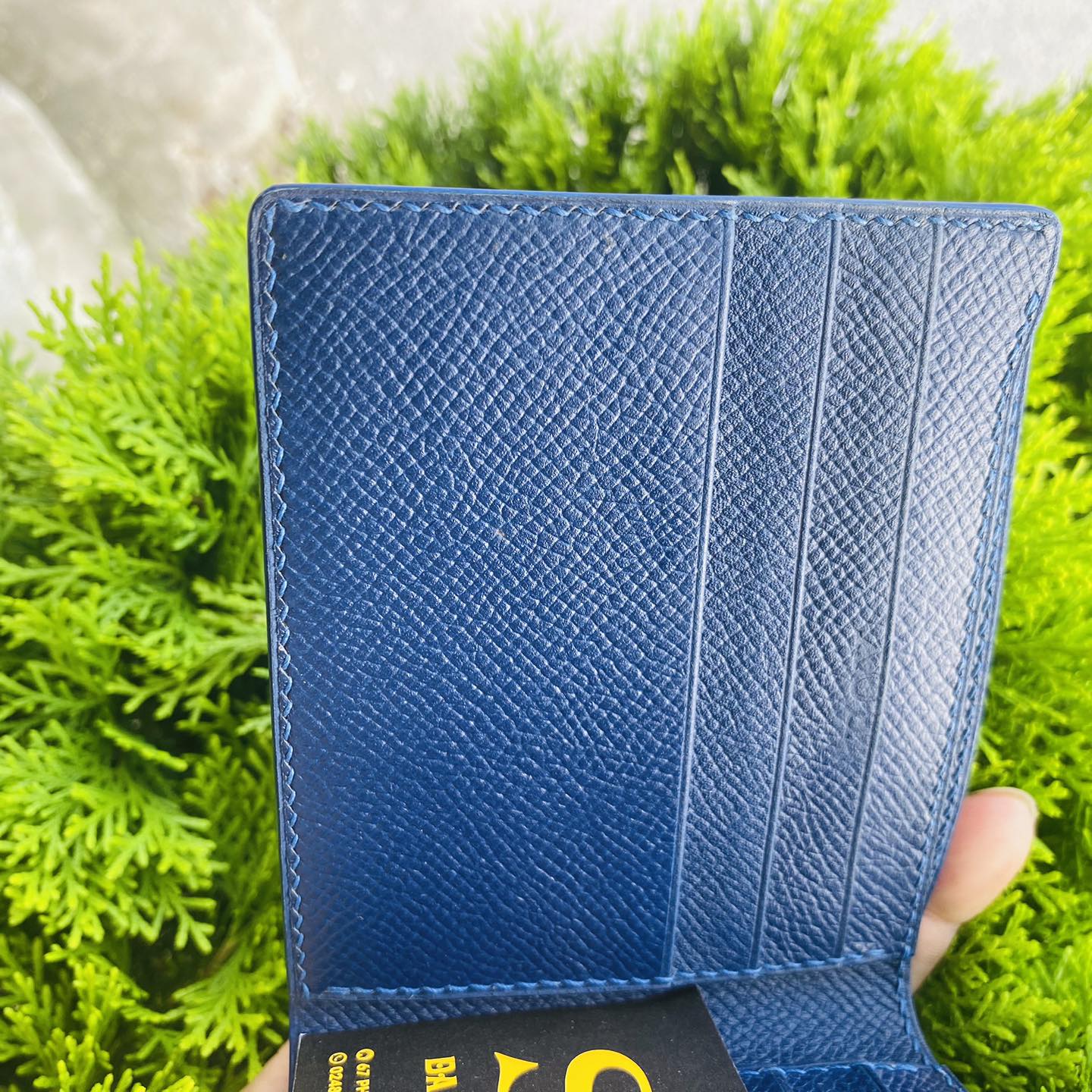 Ví nam da cá đuối khâu thay thủ công