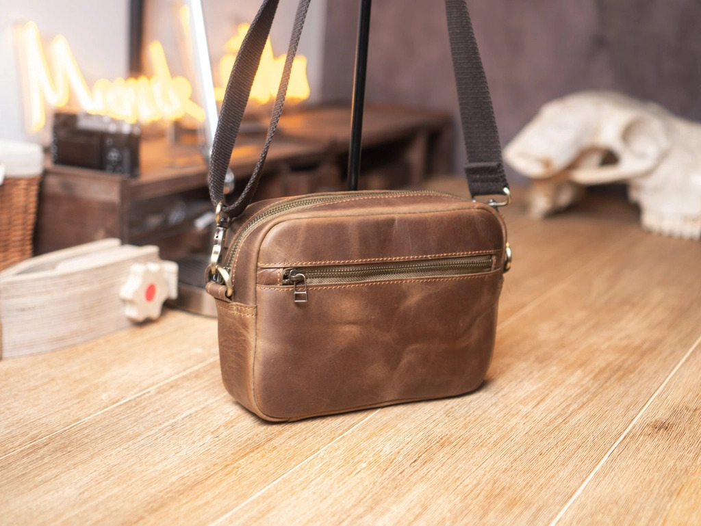 túi đeo chéo nam da sáp bền đẹp